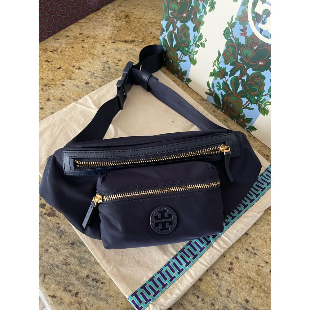 New Tory Burch belt bag - Picture 3 of 8